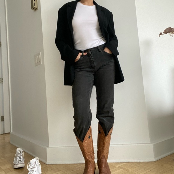 **SOLD DO NOT BUY ** Black wide leg jeans!! - Picture 6 of 8